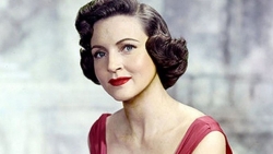 ‘Biểu tượng truyền hình Mỹ’ Betty White qua đời ở tuổi 99