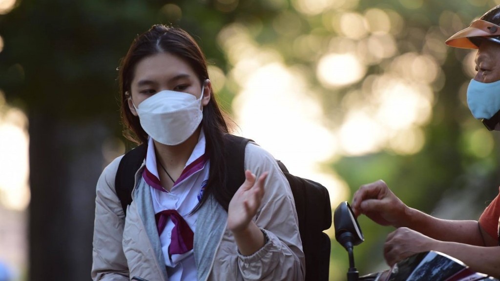 Chưa thể trả lời tình huống xuất hiện biến chủng Covid-19 mới trong trường học