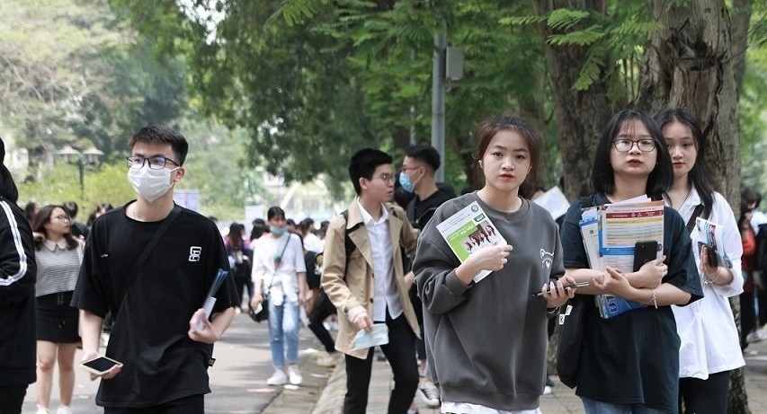 Thí sinh bỏ bê nhiều môn học, 'đổ' đi luyện IELTS Thí sinh bỏ bê nhiều môn học, 'đổ' đi luyện IELTS