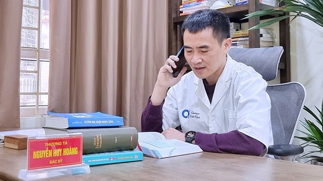 Nghe bác sĩ kể chuyện hỗ trợ online chăm sóc F0 tại nhà