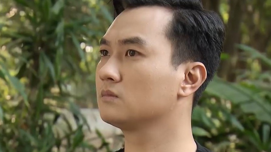 Phố trong làng tập 46: Những kẻ rình rập nhà Hiếu là ai?