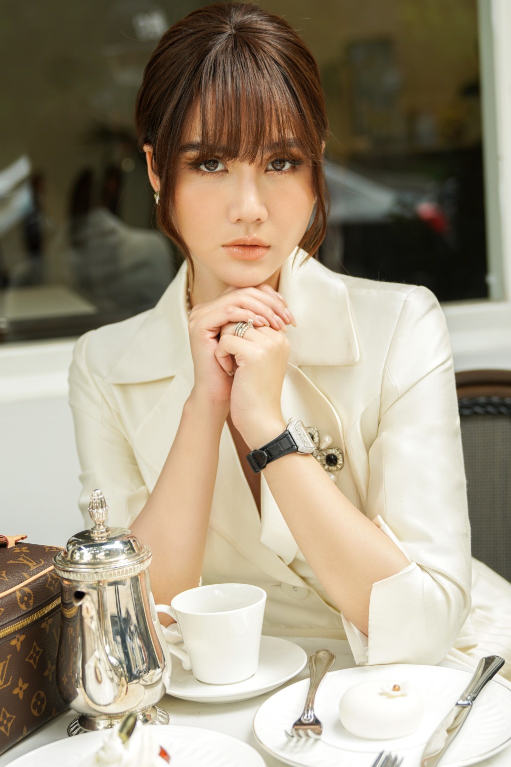 Phan Minh Huyền tỏa sáng trong bộ ảnh mới