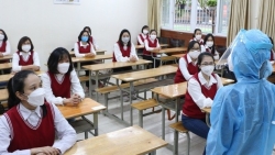Hà Nội chuẩn bị kịch bản đón học sinh trở lại trường ra sao?