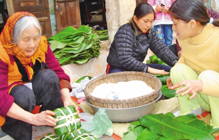 Ngẫm về Tết Ta - Tết Tây...