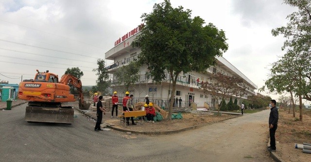 Hải Dương: Gấp rút thi công để bệnh viện dã chiến số 3 vận hành trước Tết