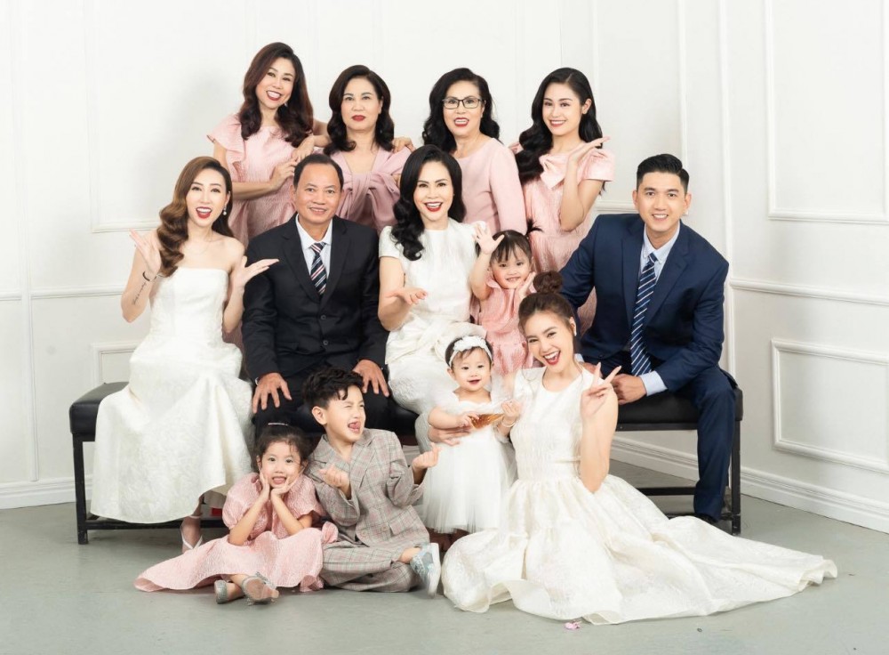 Sao Việt tuần qua: