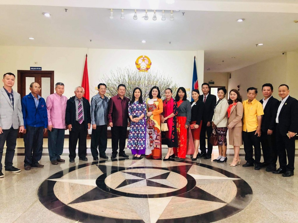 Rộn ràng không khí Tết cổ truyền của cộng đồng người Việt Nam tại Viêng Chăn (Lào)