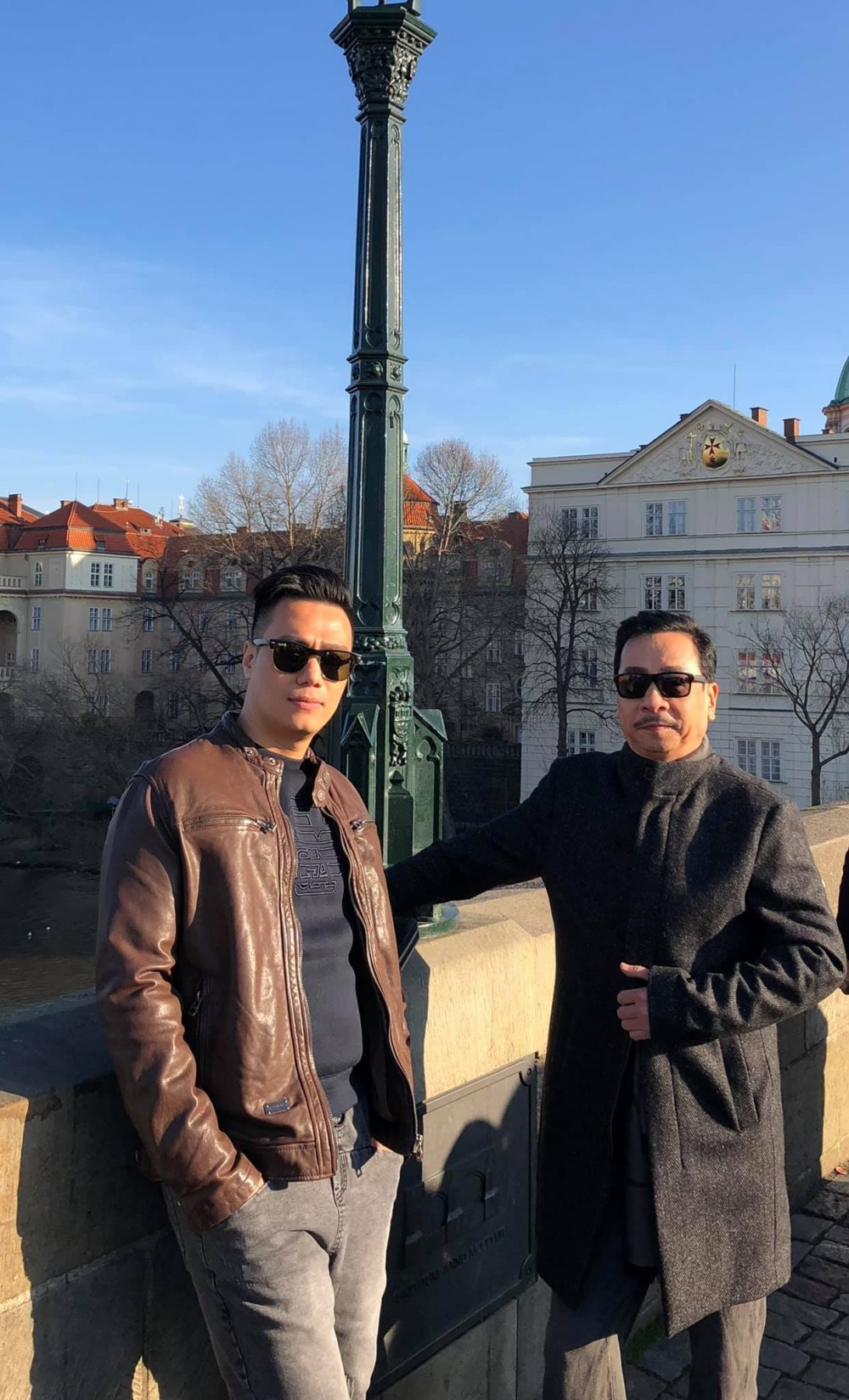 Sao Việt tuần qua: 'Ông trùm' Hoàng Dũng qua đời,