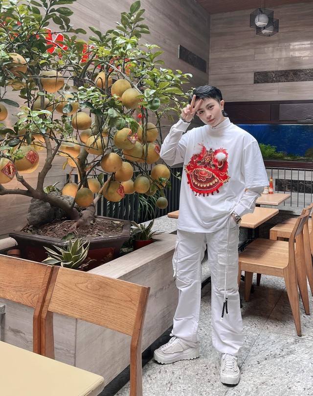 Sao Việt mặc gì trong những ngày đầu năm mới?