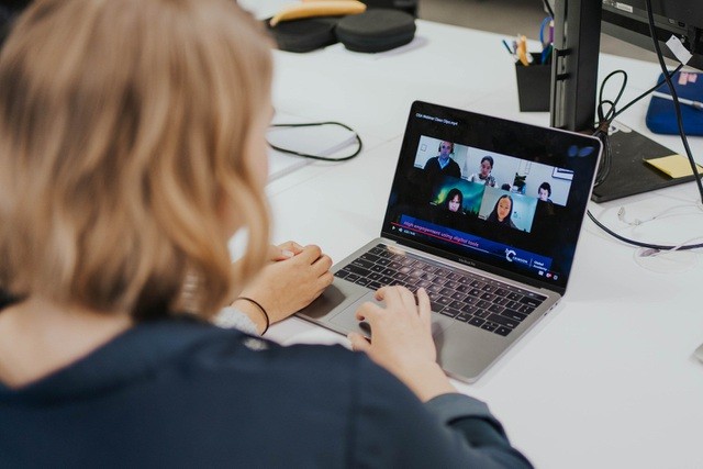 Trường đại học lo ngại điều gì khi sinh viên học trực tuyến? Trường đại học lo ngại điều gì khi sinh viên học trực tuyến?