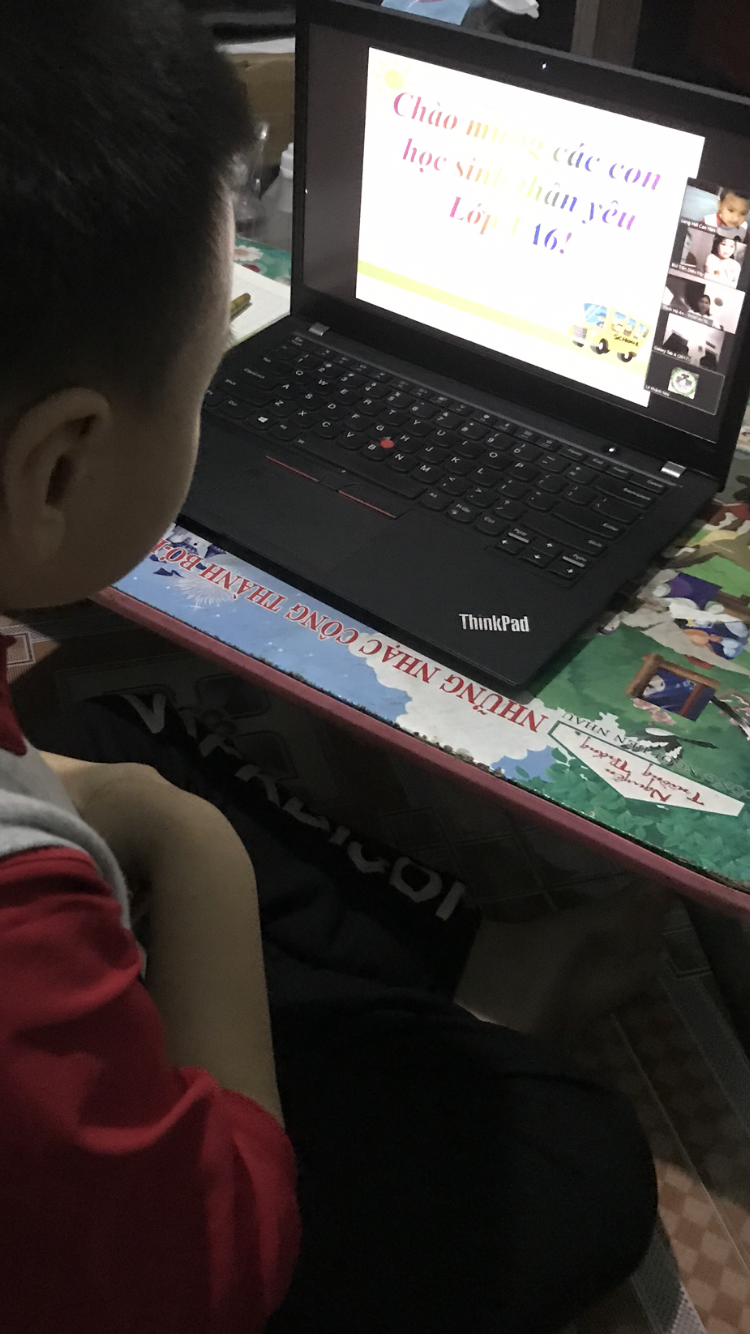 Làm gì nếu con mất tập trung khi học trực tuyến? Làm gì nếu con mất tập trung khi học trực tuyến?