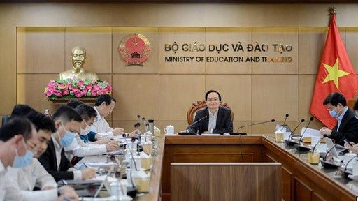 Bộ trưởng Phùng Xuân Nhạ: Sẽ giám sát chặt chẽ hoạt động tập huấn sách giáo khoa lớp 2, lớp 6