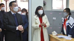 Chủ tịch Hà Nội nói gì về lộ trình cho học sinh các cấp đi học trực tiếp?