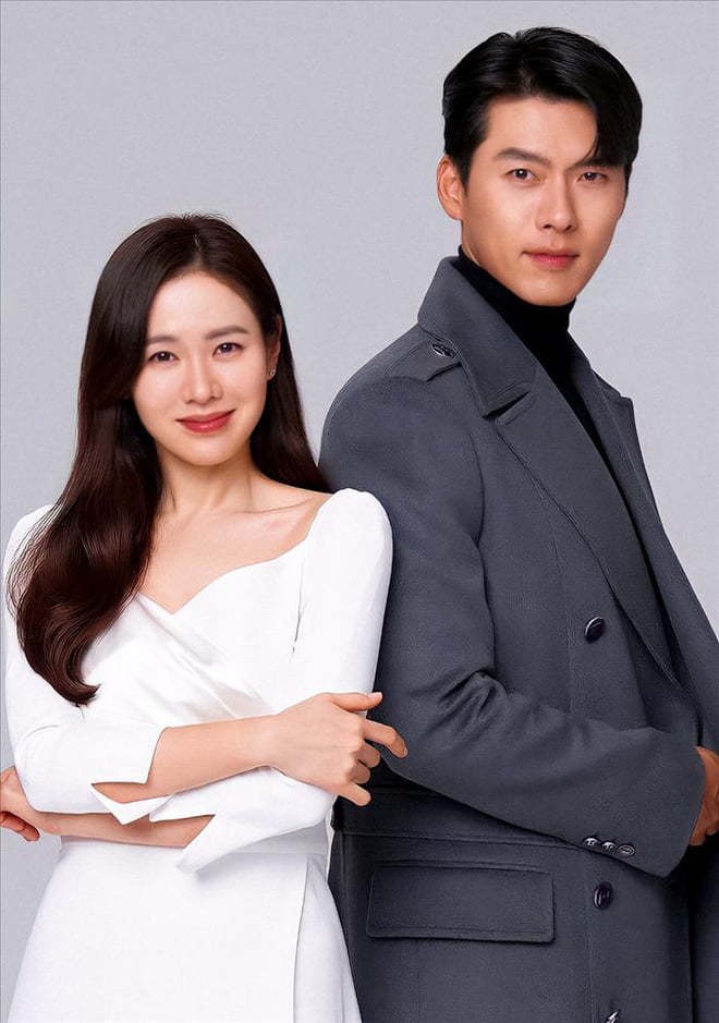Ngắm khoảnh khắc ngọt ngào của cặp đôi Son Ye Jin - Hyun Bin