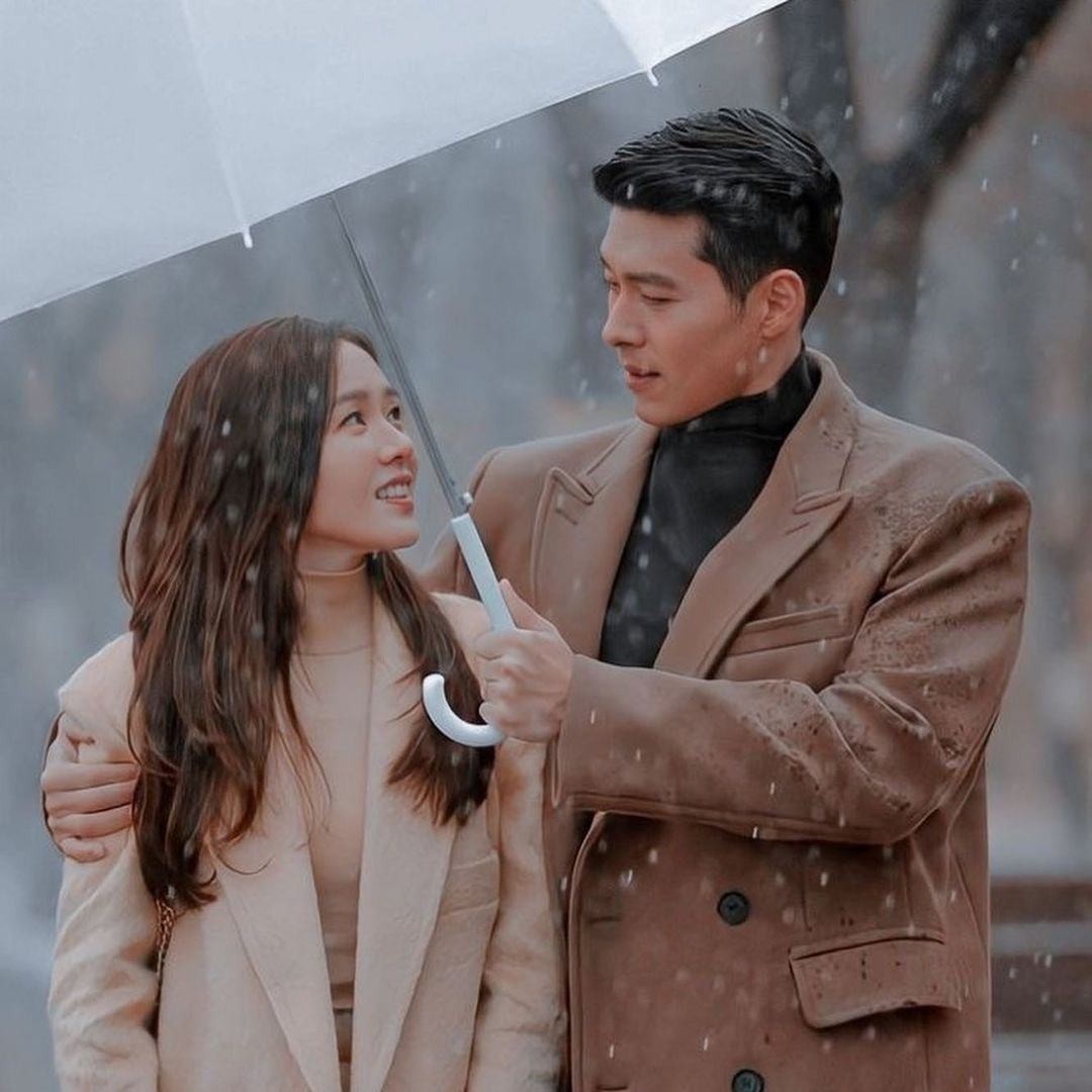 Ngắm khoảnh khắc ngọt ngào của cặp đôi Son Ye Jin - Hyun Bin