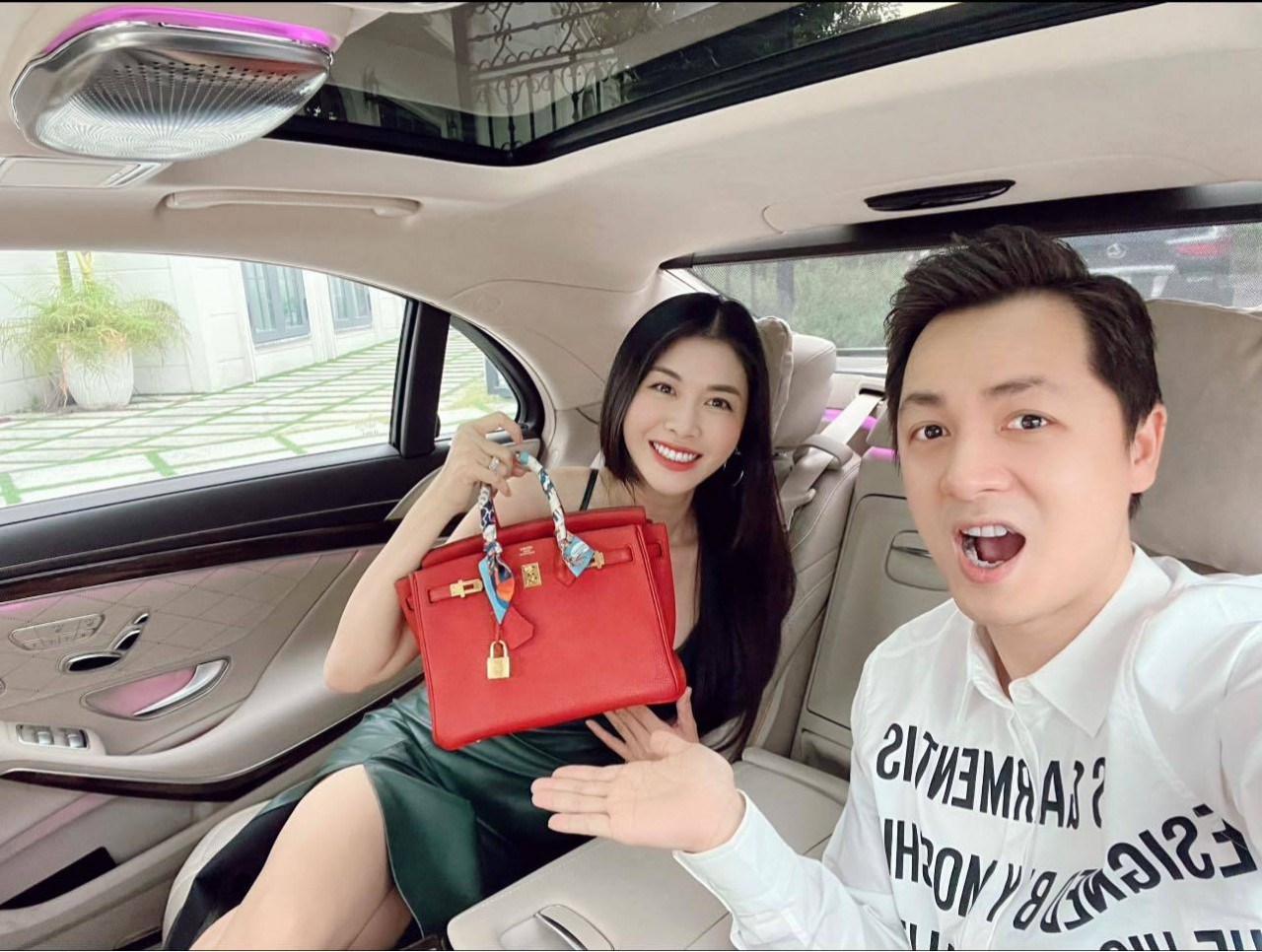 Sao Việt nô nức khoe quà Valentine Sao Việt nô nức khoe quà Valentine