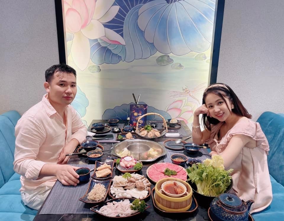 Sao Việt: Hồ Ngọc Hà khoe eo thon, chân dài Sao Việt: Hồ Ngọc Hà khoe eo thon, chân dài