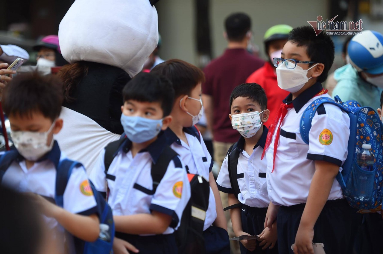 TP. Hồ Chí Minh: F0 tăng sau 4 ngày học trực tiếp TP. Hồ Chí Minh: F0 tăng sau 4 ngày học trực tiếp