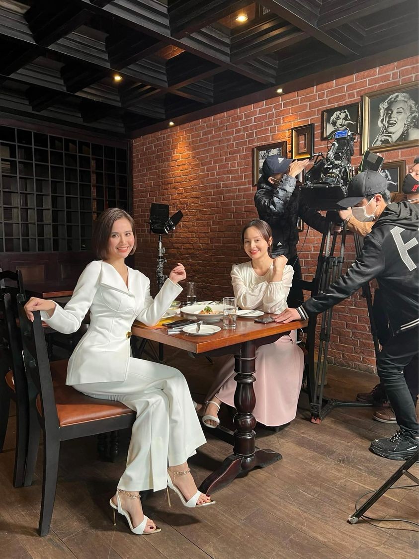 Sao Việt: Lý Nhã Kỳ bắt trend ngày 22/02/2022 với tuyên bố gây sốc