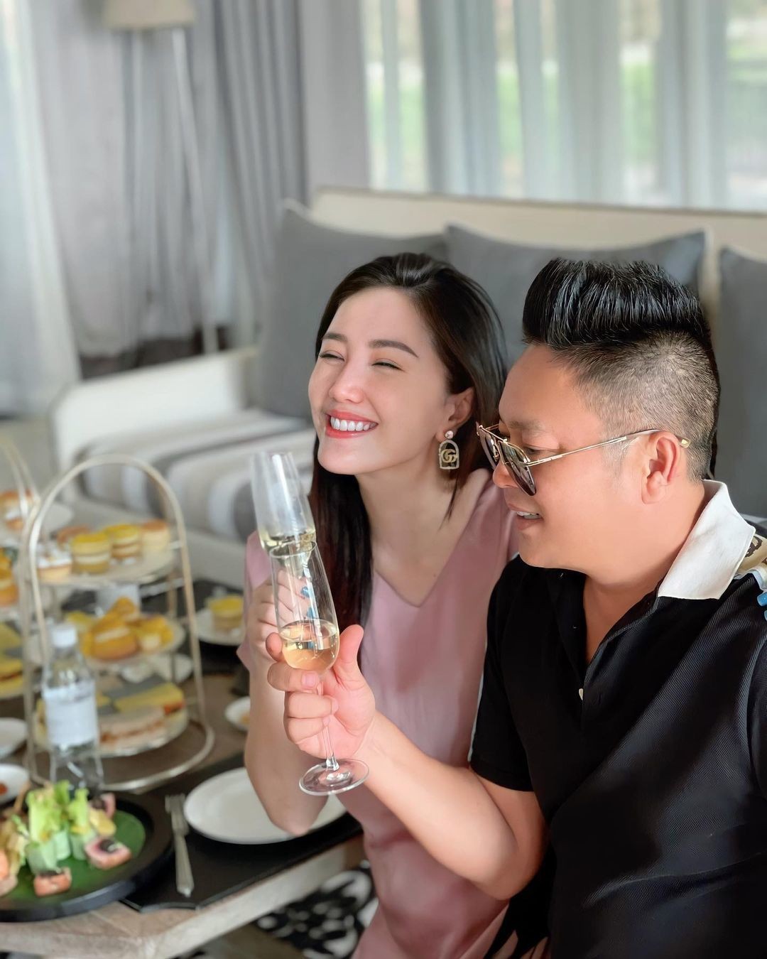 Sao Việt: Thủy Tiên ngày càng xinh đẹp sau scandal từ thiện Sao Việt: Thủy Tiên ngày càng xinh đẹp sau scandal từ thiện