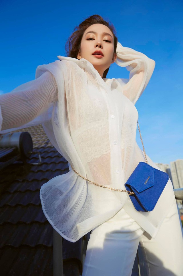 Sao Việt đón 8/3 thế nào?