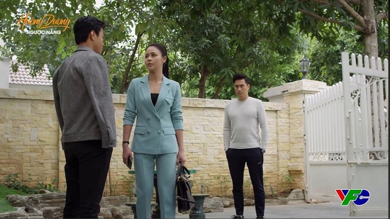 Hướng dương ngược nắng tập 41: Hoàng 'hết cửa' tán Minh, Ông Phan công bố di chúc Hướng dương ngược nắng tập 41: Hoàng 'hết cửa' tán Minh, Ông Phan công bố di chúc