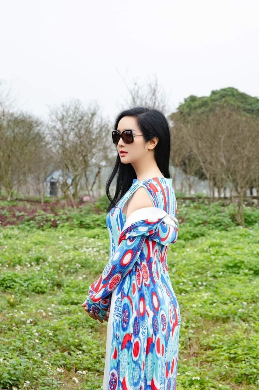 Sao Việt: MC Thảo Vân và hoa hậu Giáng My hơn 50 tuổi vẫn trẻ đẹp