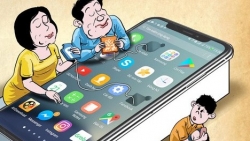 Chuyên gia tâm lý: 'Điện thoại là công cụ, trút giận vào nó chỉ thể hiện sự bất lực của người lớn'