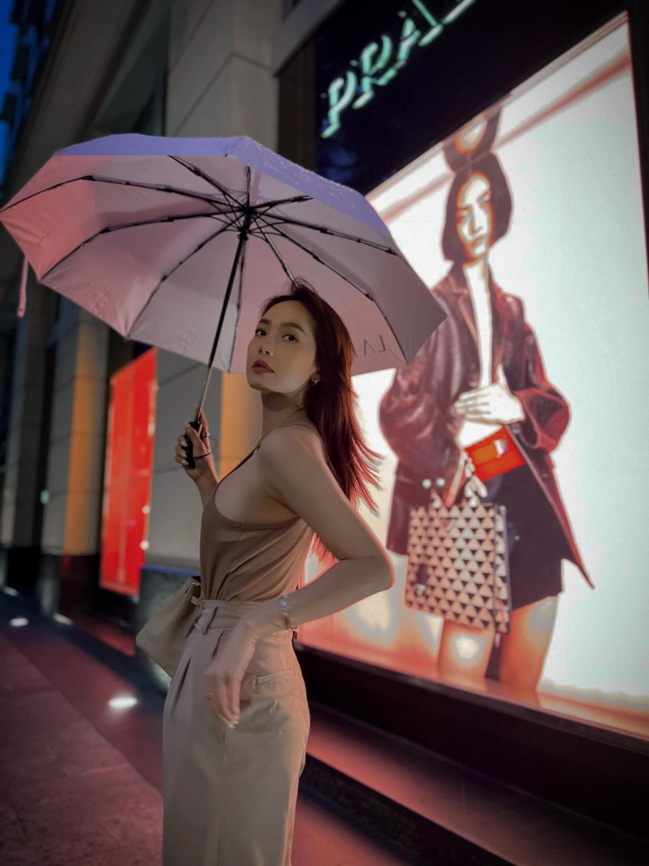 Sao Việt: Lan Phương khoe gia đình hạnh phúc