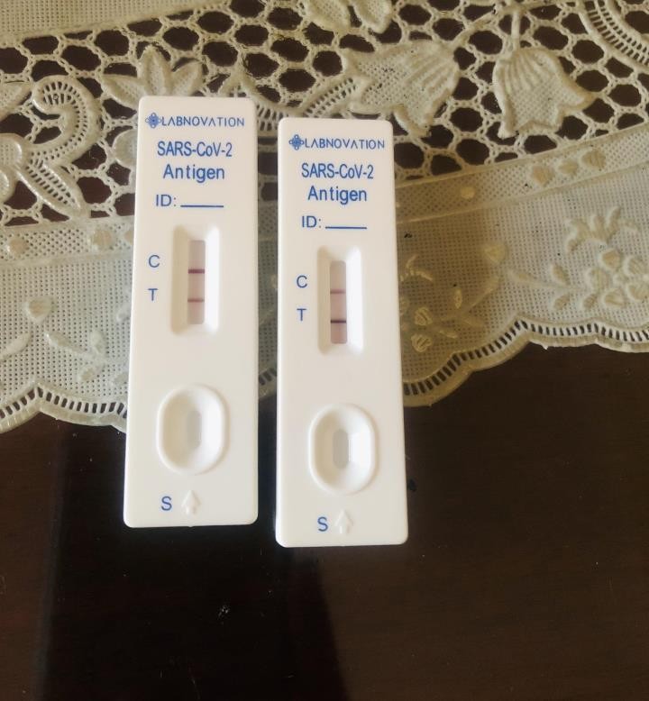 Một người có thể mắc Covid-19 bao nhiêu lần? Người phụ nữ 31 tuổi nhiễm 2 chủng SARS-CoV-2 trong vòng 20 ngày