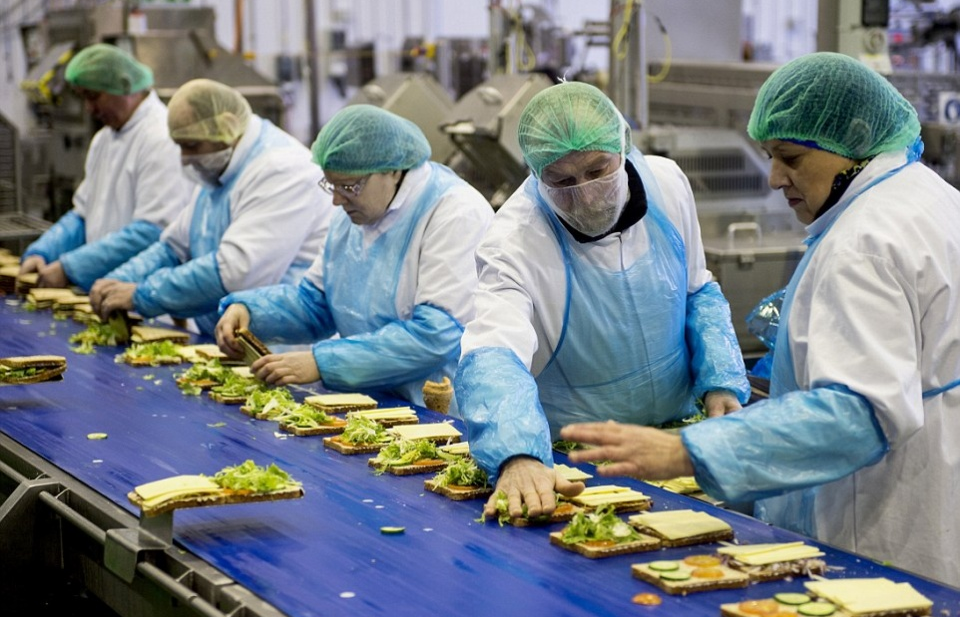 Nguy cơ người lao động Anh mất việc làm