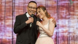 Mỹ Tâm bất ngờ song ca cùng nhà báo Lại Văn Sâm