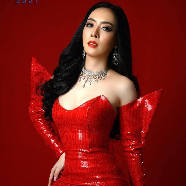 Nhan sắc hoa hậu Lào vừa trả lại vương miện vì "nghi án" khai gian tuổi