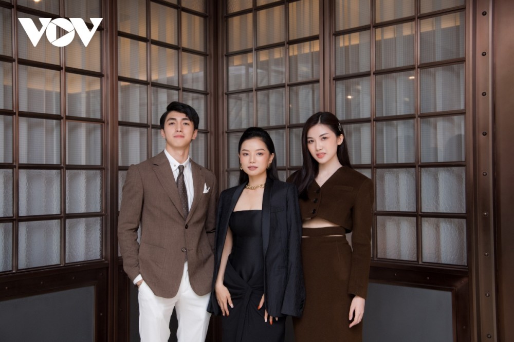 Dàn sao nô nức đến ủng hộ phim Lật mặt: 48H tại Hà Nội