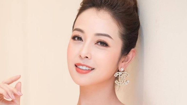 Sao Việt tuần qua: NSND Thu Hà bên 'tiểu tam' Diễm Loan phim Hướng dương ngược nắng, Trấn Thành bức xúc, Jennifer Phạm gợi cảm