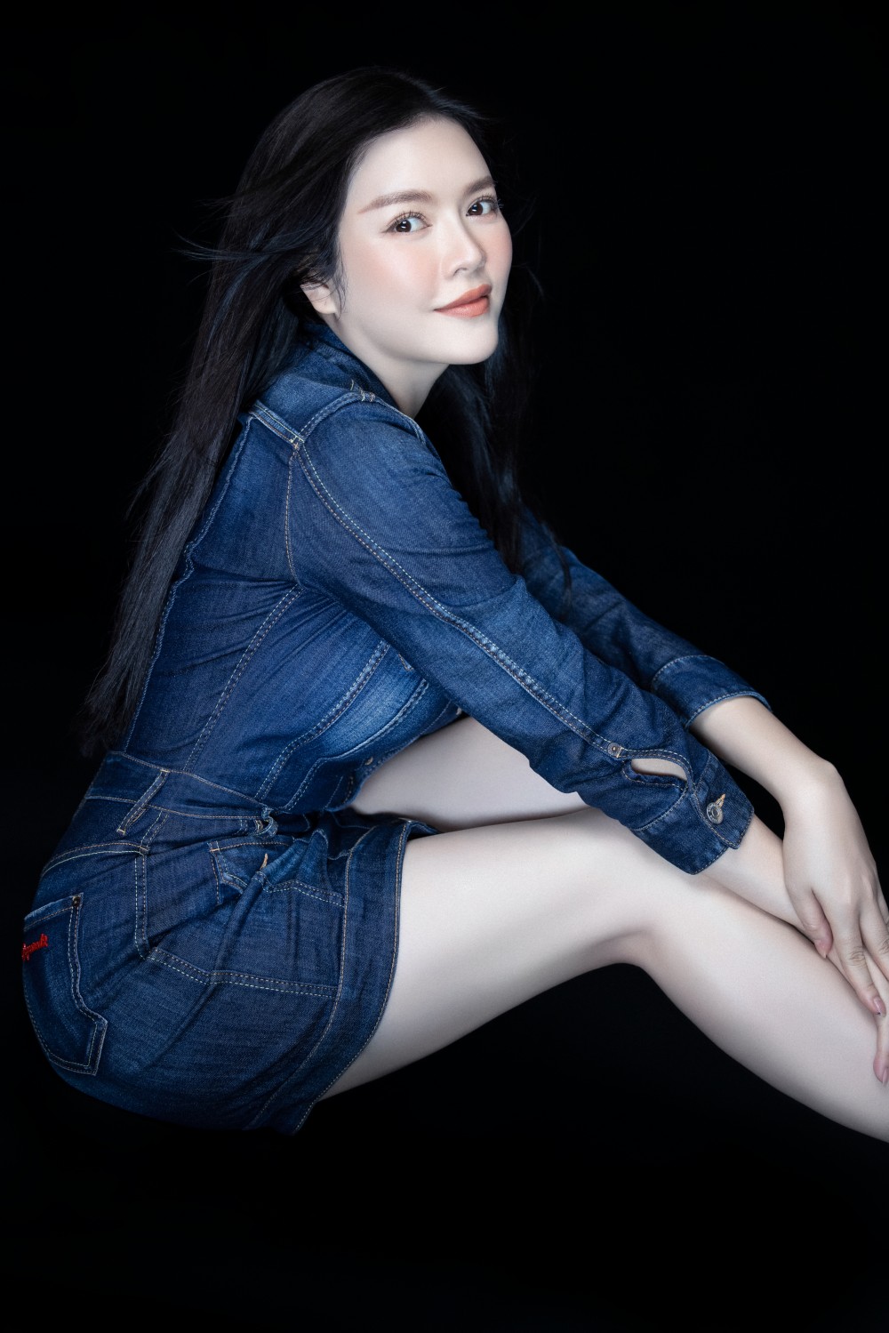 Quên những bộ đầm quý phái đi, 'kiều nữ' Lý Nhã Kỳ trẻ trung như ngọc nữ Hàn