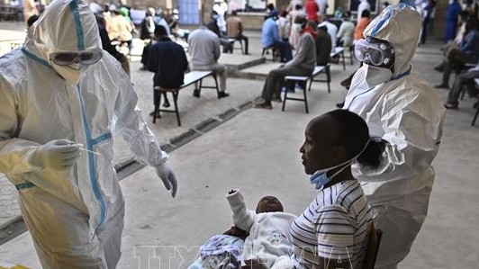 Tỉ lệ tử vong do mắc Covid-19 tại châu Phi thấp, vì sao?