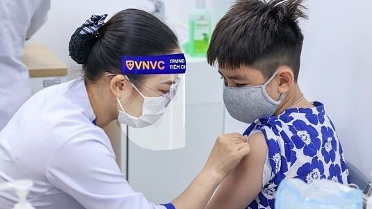 Những khuyến cáo sau tiêm vaccine Covid-19 cho trẻ