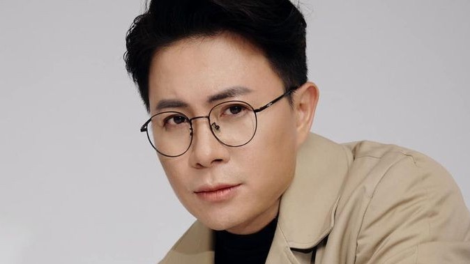 Sao Việt: Bật cười với 'bộ 3 cồng kềnh' trong phim Anh có phải đàn ông không, có một MC Lê Anh rất khác...