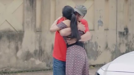 Thương ngày nắng về 2 tập 11: Chị gái Đức gây ra chuyện tày đình, Vân Vân trở thành người thứ 3