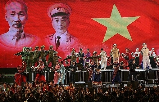 Nhiều hoạt động kỷ niệm 65 năm Chiến thắng Điện Biên Phủ