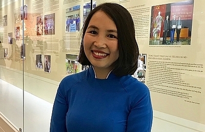 Cô giáo “trường làng” giúp trò ra thế giới