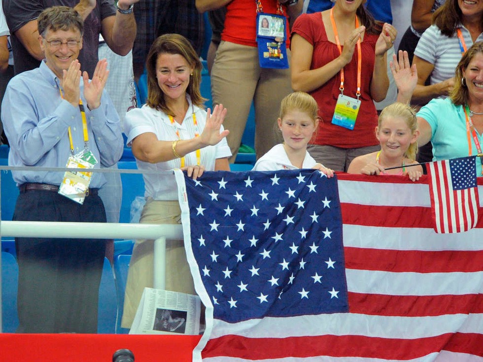 Nhìn lại 27 năm hôn nhân nhà Bill Gates