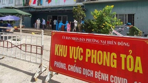 Covid-19: Truy tìm người đàn ông đu dây trốn khỏi chung cư đang bị phong tỏa tại Đà Nẵng