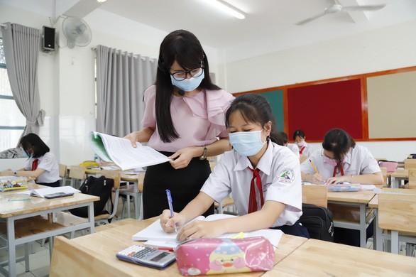 Hôm nay, học sinh Hà Nội bắt đầu nộp phiếu dự thi vào lớp 10 Hôm nay, học sinh Hà Nội bắt đầu nộp phiếu dự thi vào lớp 10