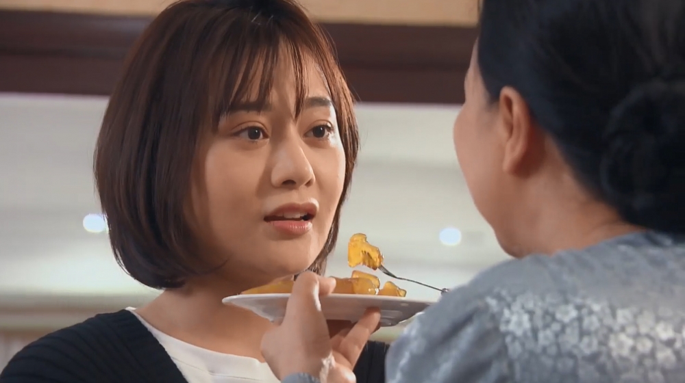 Hương vị tình thân tập 24: Nam lại phát hiện người lạ đứng dưới nhà qua camera, ông Sinh chấp nhận làm cho Chiến với một điều kiện