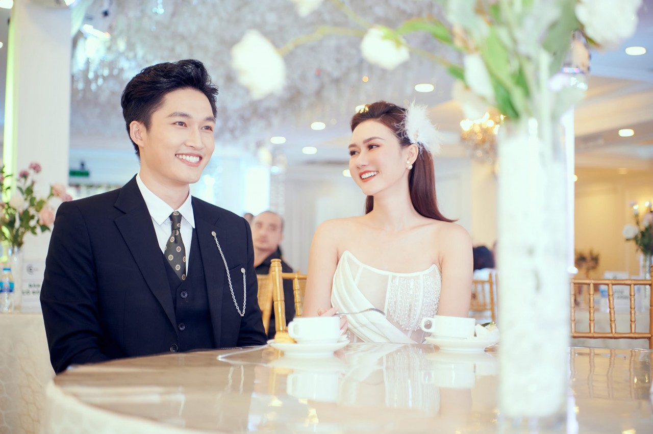 Hương Giang lên tiếng việc chia tay Đình Tú phim Thương ngày nắng về Hương Giang lên tiếng việc chia tay Đình Tú phim Thương ngày nắng về