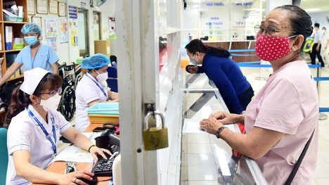 Đề xuất tháo gỡ vướng mắc thanh toán bảo hiểm y tế với máy mượn, máy đặt tại các cơ sở y tế