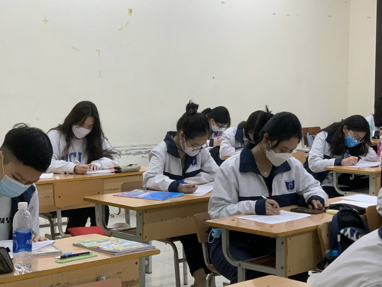 Cụ ông 82 tuổi ở Hà Nội đăng ký dự thi tốt nghiệp THPT năm 2022