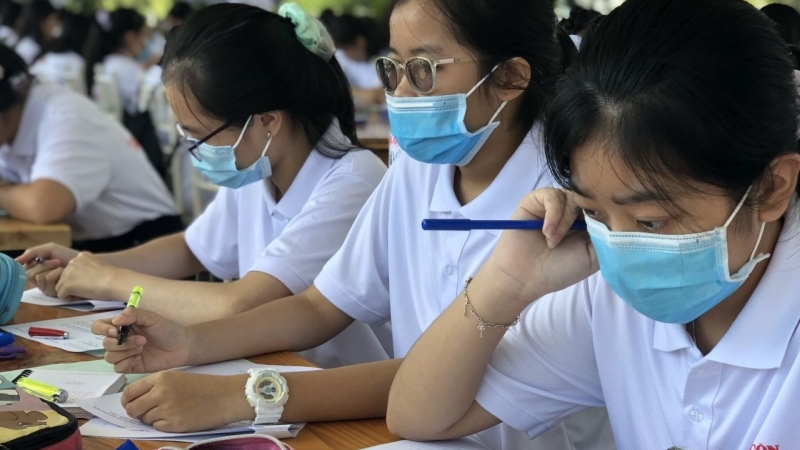 Tranh cãi đề thi Văn 'Nếu phải ở trong nước sôi': Đề thi theo hướng mở có thành con dao hai lưỡi?